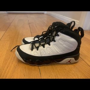Air Jordan 9